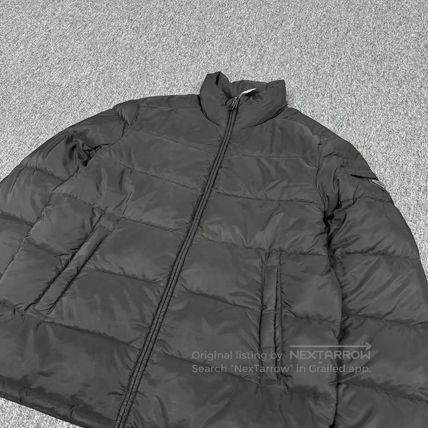 Prada Prada Delta-shaped collar, stand-up collar, down jacket| Size US L / EU 52-54 / 3 - 4 Thumbnail