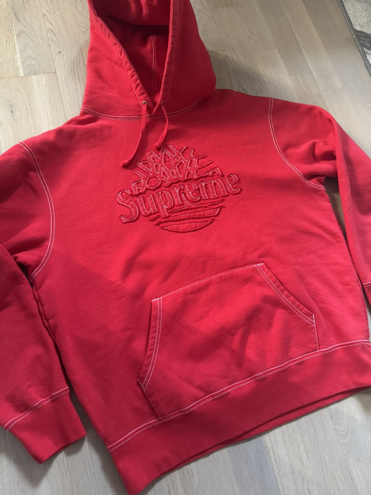 Supreme × Timberland SUPREME x TIMBERLAND hoodie sizes in photos by tape measure Size US L / EU 52-54 / 3 - 1 Thumbnail