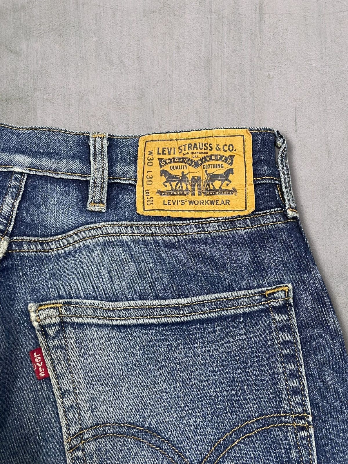Levi's LEVI’S WORKWEAR 505 Faded Blue Wash Carpenter Jeans Size US 30 / EU 46 - 9 Thumbnail