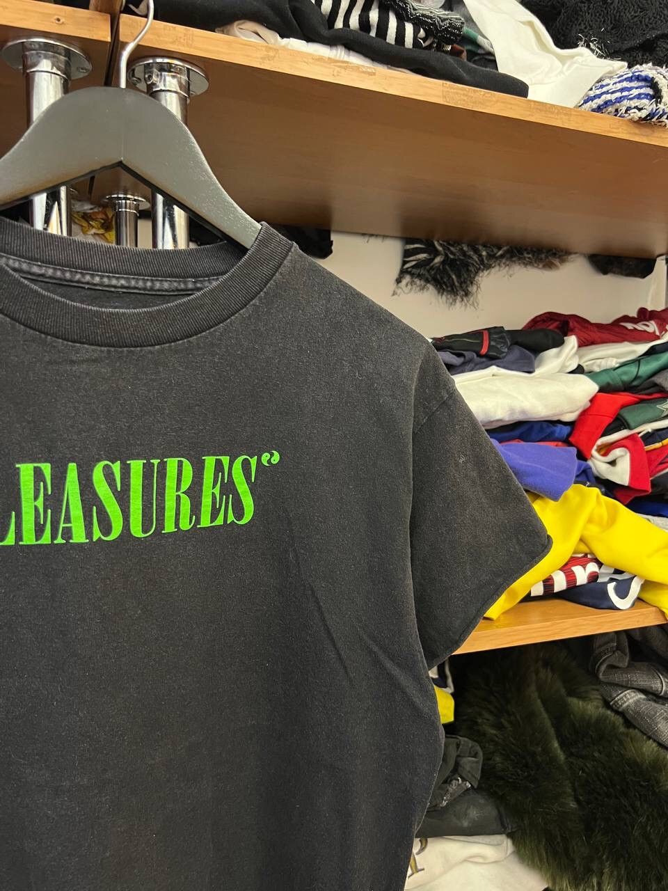 Pleasures × Vintage Pleasures Basic Logo Y2K T-shirt vintage Size US M / EU 48-50 / 2 - 3 Thumbnail