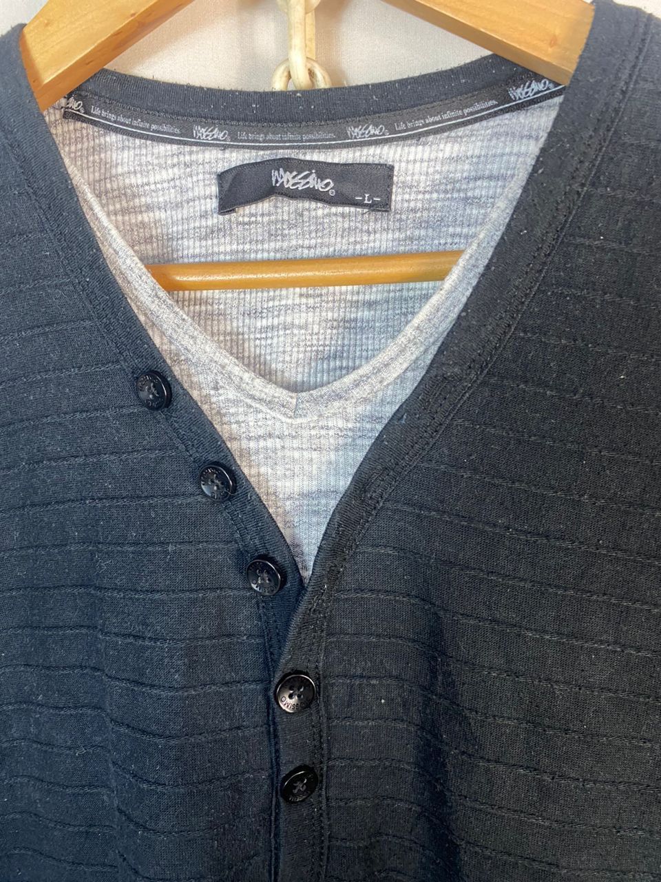 Mossimo Unisex🔥Mossimo half button long sleeve tshirt Size US M / EU 48-50 / 2 - 4 Thumbnail
