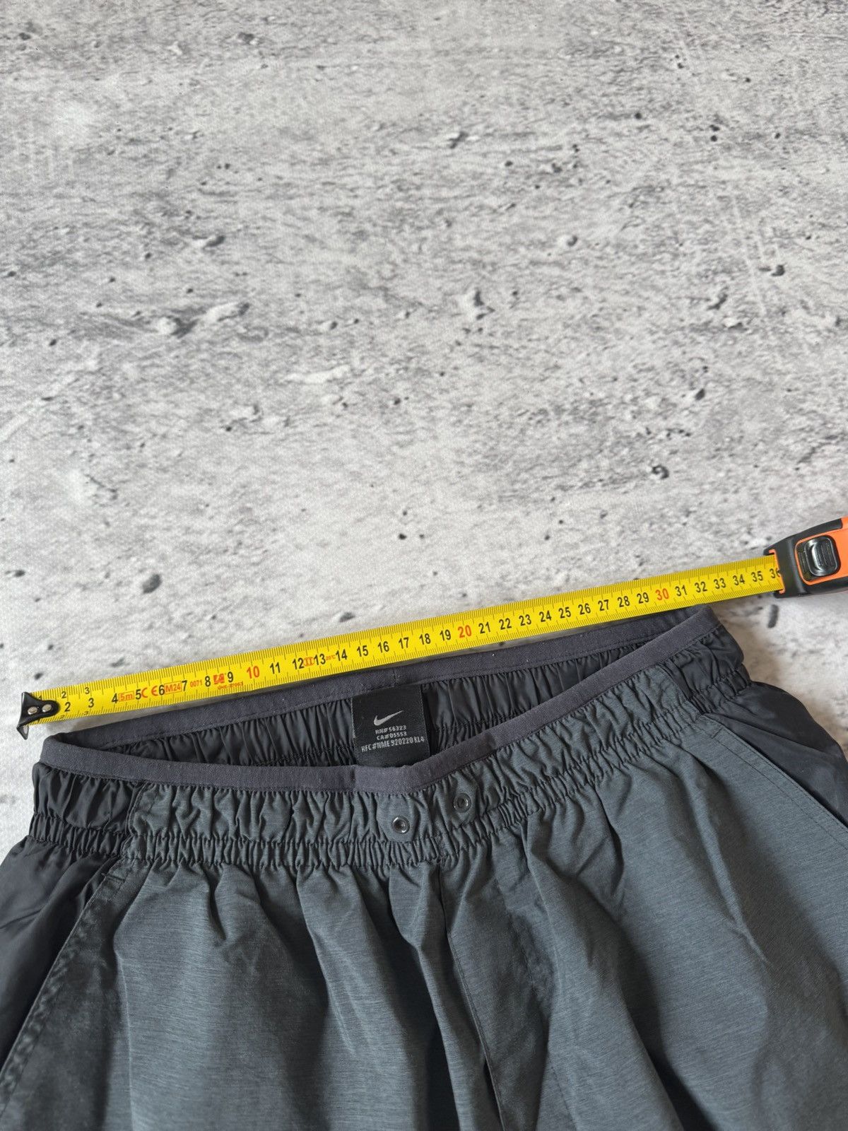 Nike × Vintage NIKE NYLON VINTAGE Y2K OVERSIZE BAGGY FIT PANTS SWEATPANTS Size US 32 / EU 48 - 8 Thumbnail