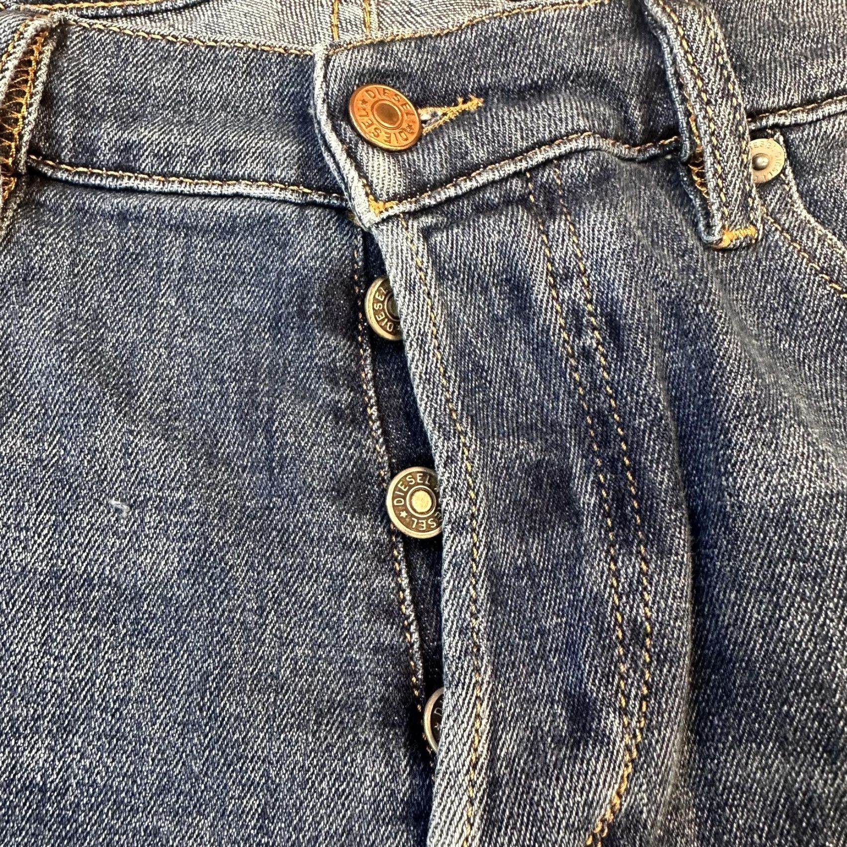 Diesel Diesel Tepphar-X Jeans Mens 32x31 Blue Slim Carrot Distress Button Fly Authntic Jeans Size US 32 / EU 48 - 4 Thumbnail