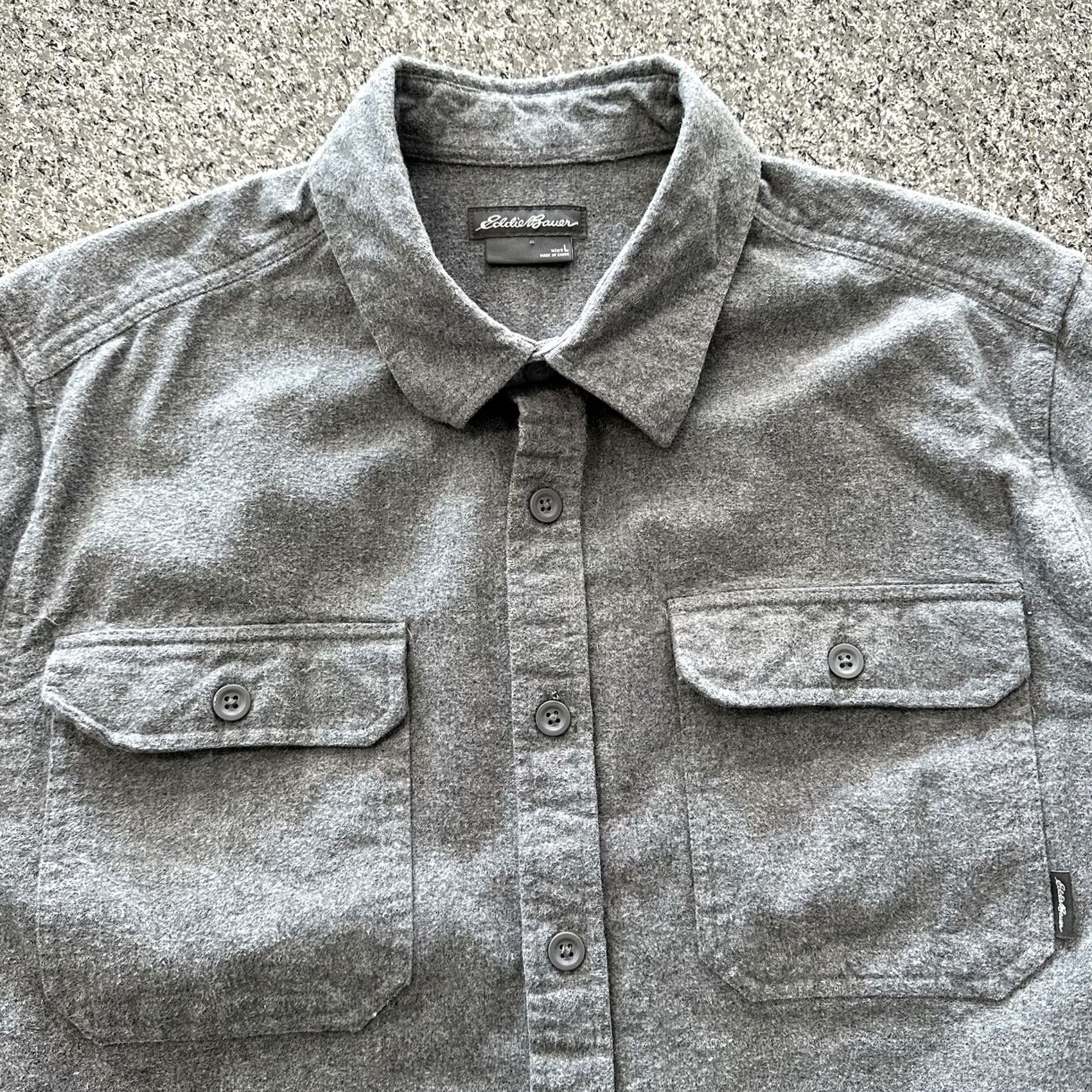 Eddie Bauer Eddie Bauer Button-Up Shirt Mens L Gray Flannel Thick Double Brushed LS Long Sleeve Collared Cotton Shirt Size US L / EU 52-54 / 3 - 2 Thumbnail