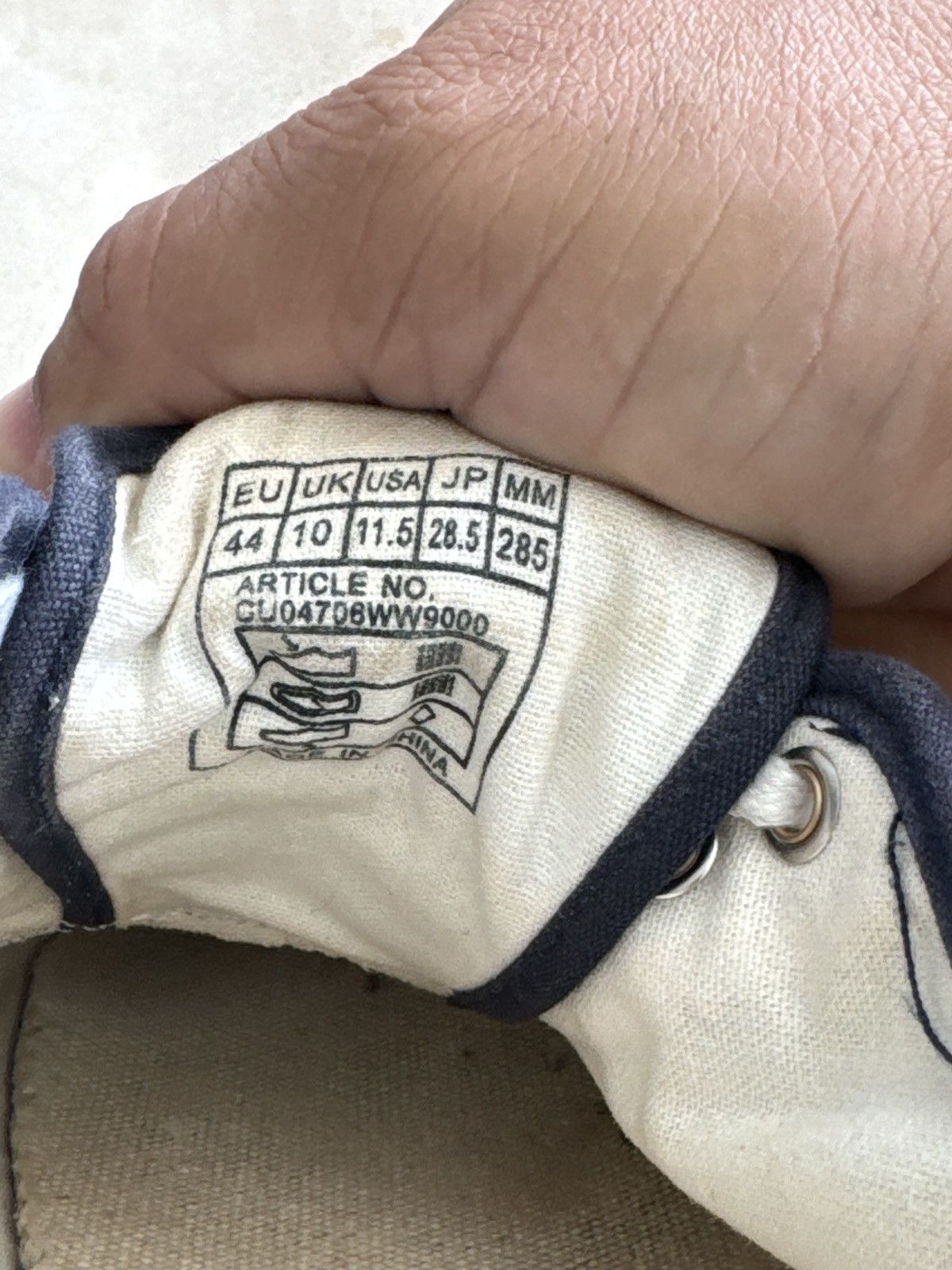 Maison Kitsune Maison Kitsune Sneakers Size US 9.5 / EU 42-43 - 5 Thumbnail