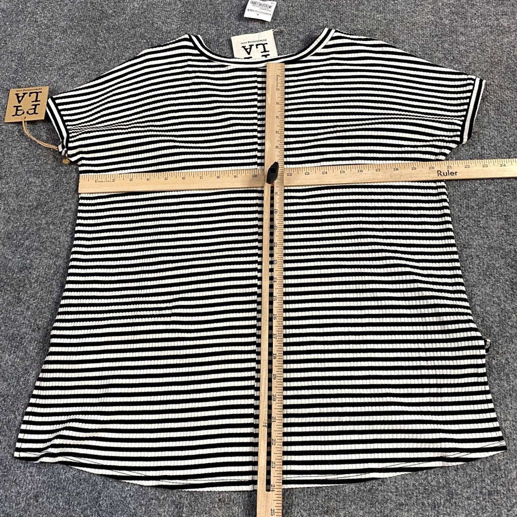 Y/Project People's Project LA Women's T-Shirt 1X V-Neck Black White Striped Plus Size Shirts Mens? Size XL / US 12-14 / IT 48-50 - 3 Thumbnail