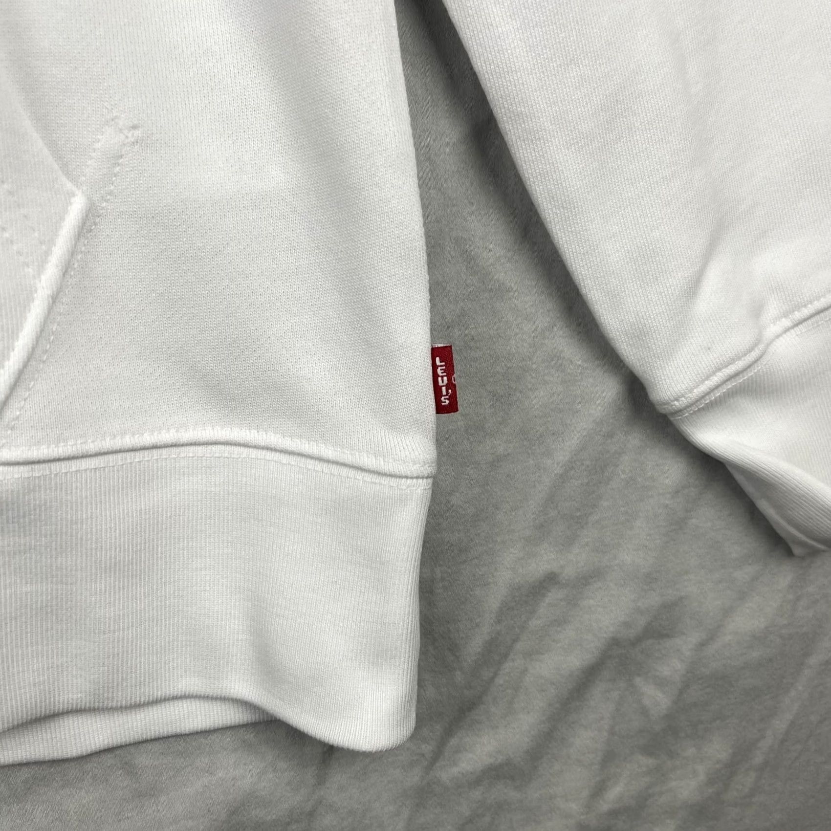 Levi's VINTAGE Super Mario Sweater Levi's White Hoodie Mens XS Graphic Print Hooded Pullover Logo 80s 90s Cartoon Retro Mens Size US XS / EU 42 / 0 - 3 Thumbnail