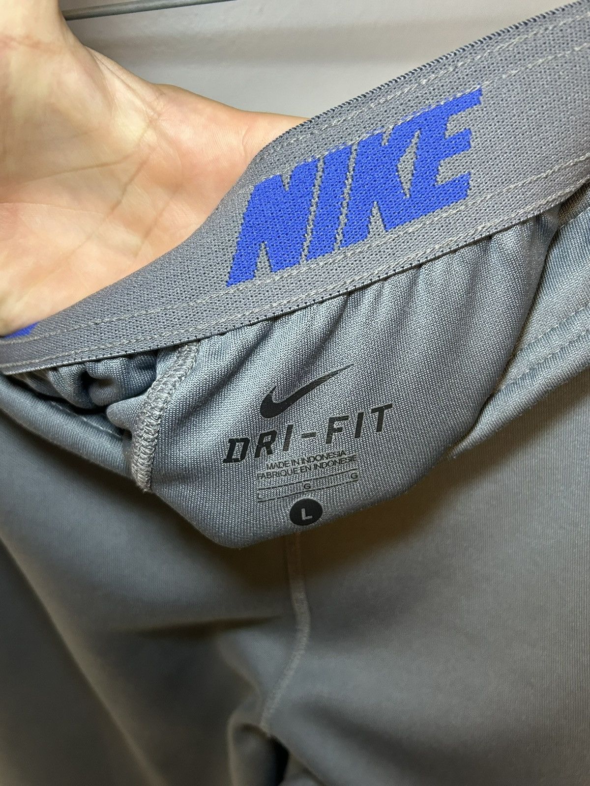Nike Vintage baggy Nike dri-fit trackpants Size US 34 / EU 50 - 3 Thumbnail