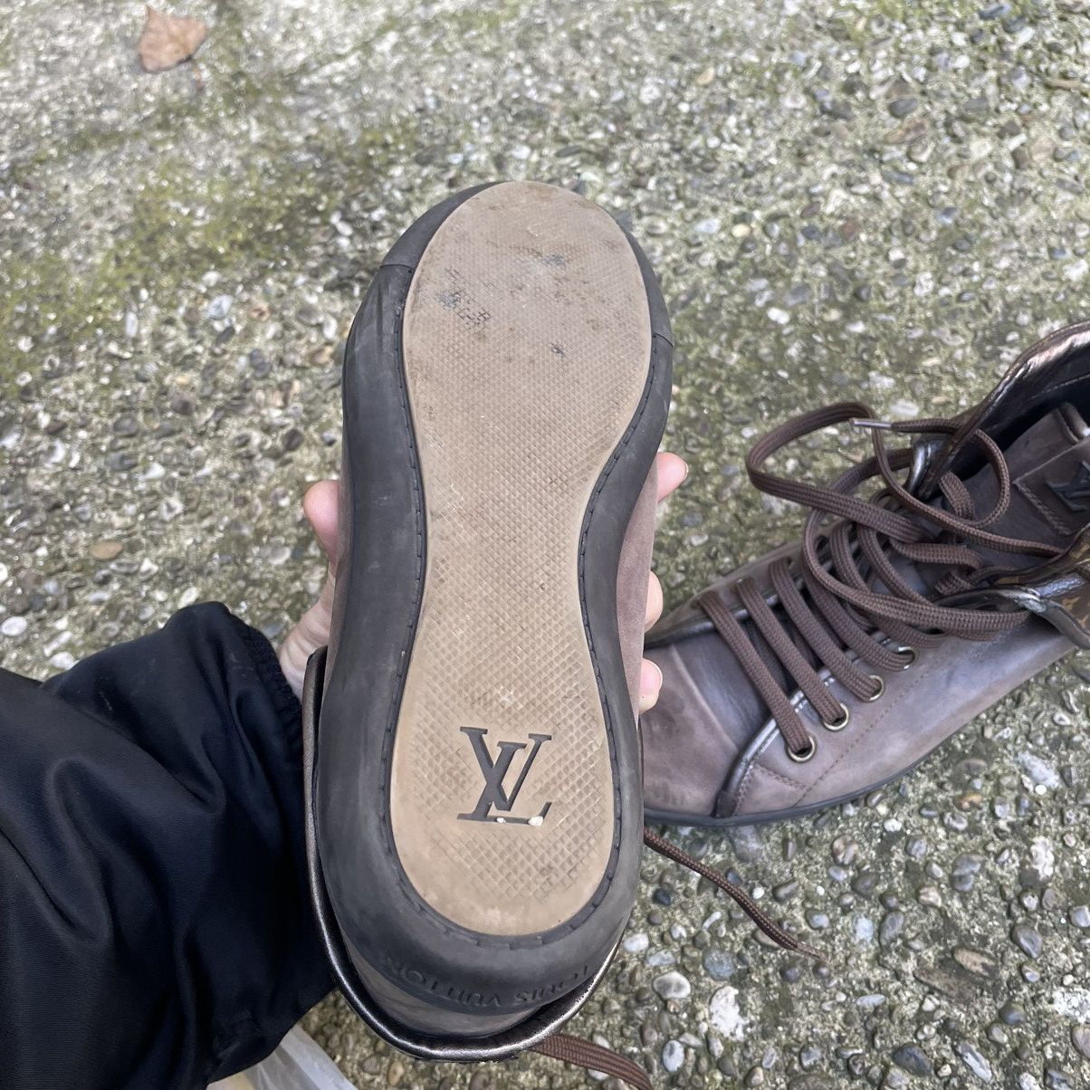Designer × Louis Vuitton Louis vuitton high top sneakers Size US 8 / IT 38 - 11 Thumbnail