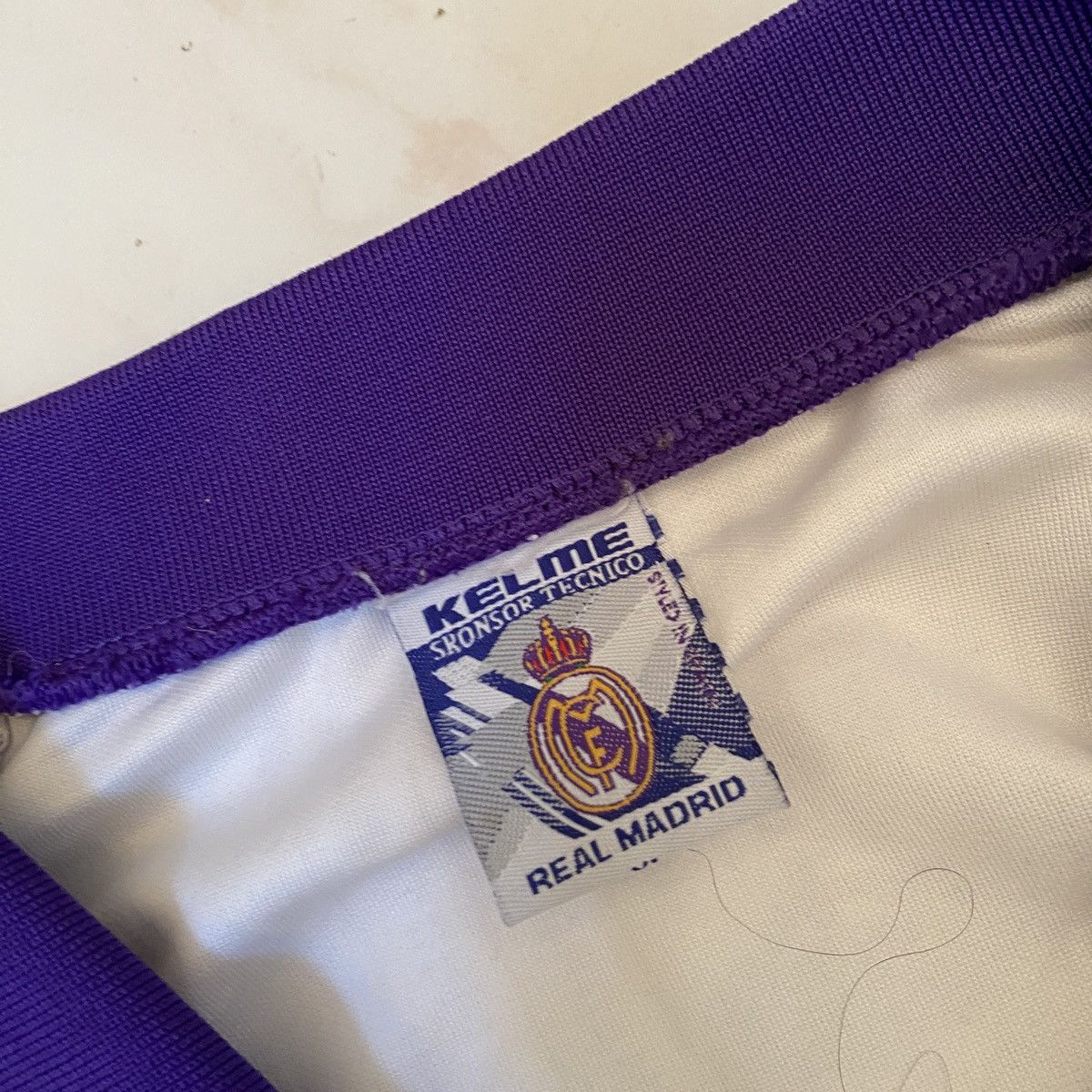 Vintage Rare!!! Real Madrid 1996-1997 Third Football Shirt Jersey Size US S / EU 44-46 / 1 - 3 Thumbnail