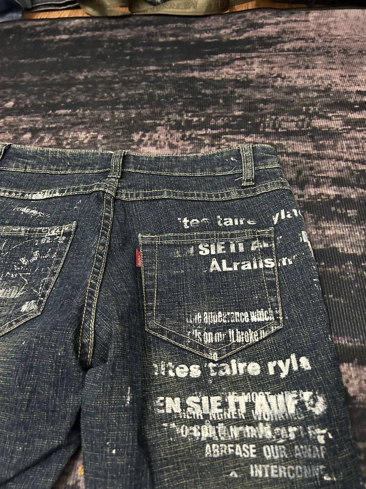 If Six Was Nine H.Naoto + DIE Poem Print Flare Jeans Size US 27 - 11 Thumbnail
