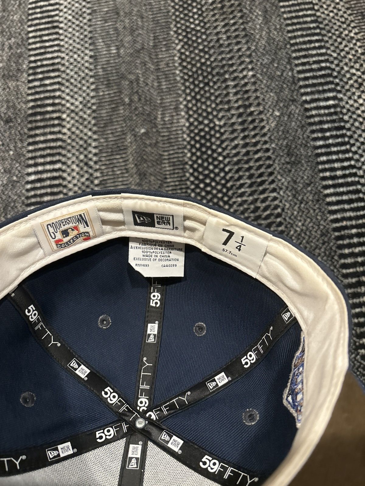 New Era Yankees new era fitted size 7-1/4 Size ONE SIZE - 4 Thumbnail