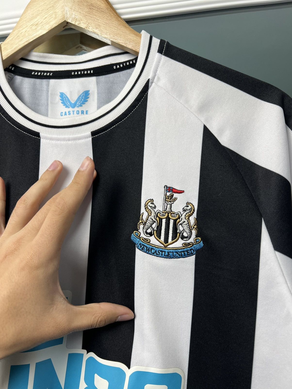 Castore × Vintage Newcastle United 130 Years Home Jersey L Castore 2022/23 Size US L / EU 52-54 / 3 - 8 Thumbnail
