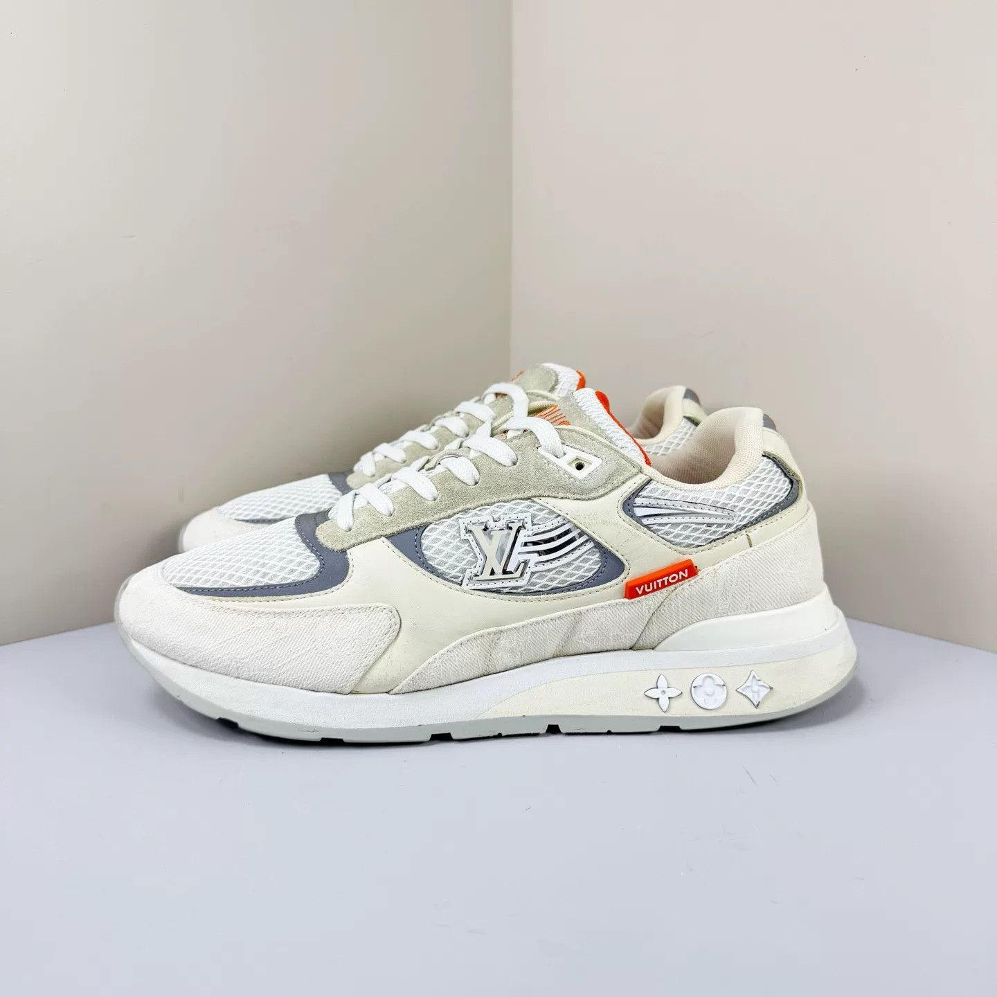 Louis Vuitton Louis Vuitton Runaway Monogram Sneakers Size US 8 / IT 38 - 1 Thumbnail