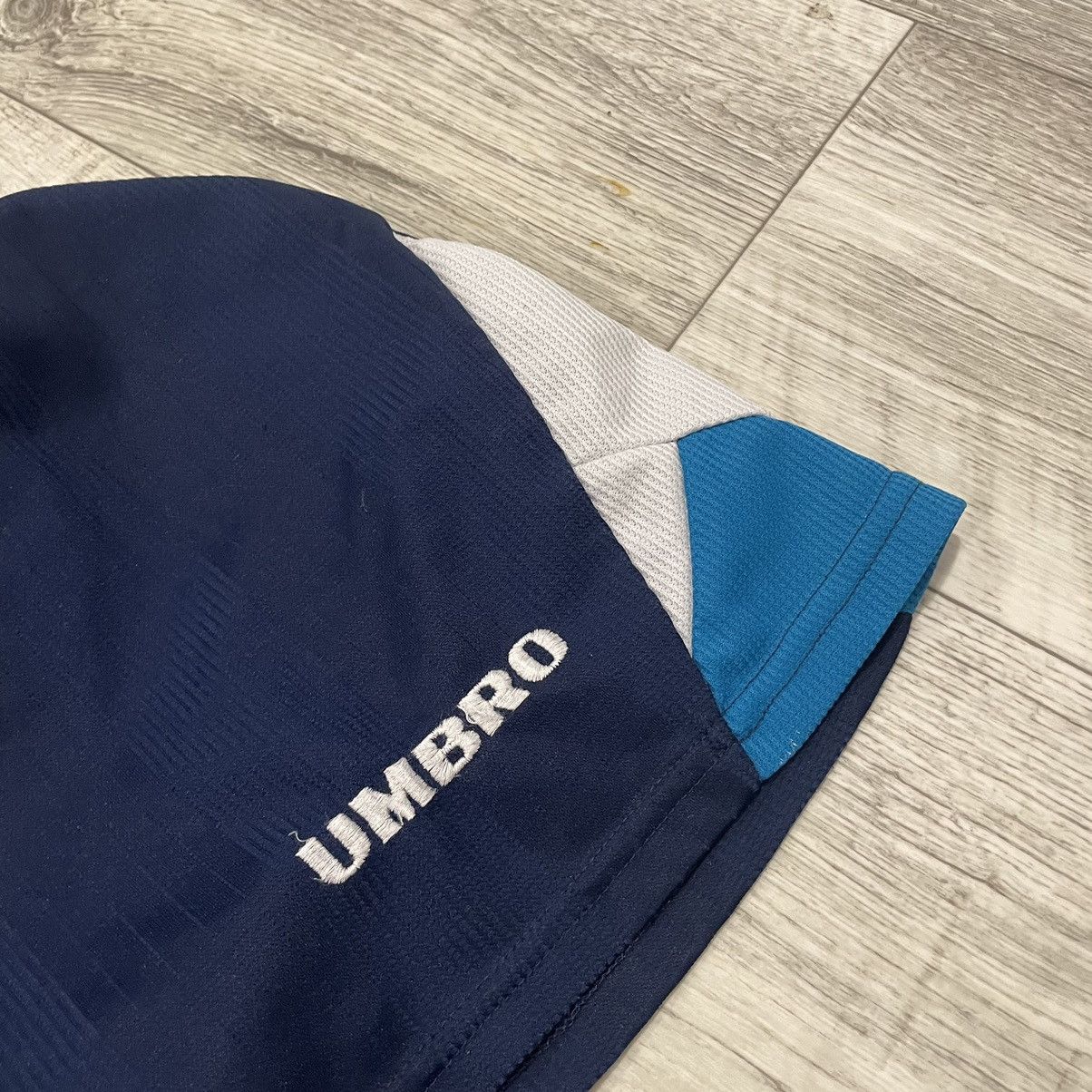 Umbro × Vintage Vintage 90s Umbro England Soccer Shorts Football Club jersey Size US 26 / EU 42 - 3 Thumbnail