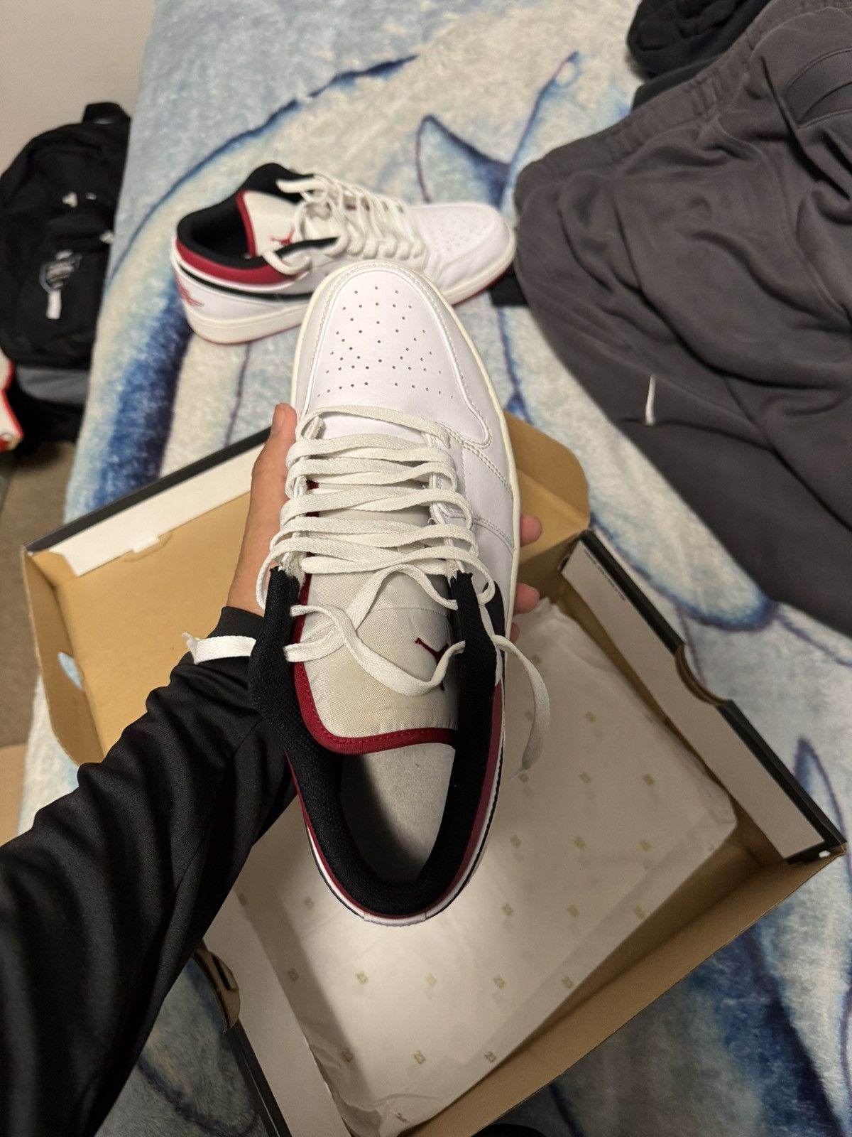 Jordan Brand Jordan 1 Low White University Red Size US 12 / EU 45 - 8 Thumbnail