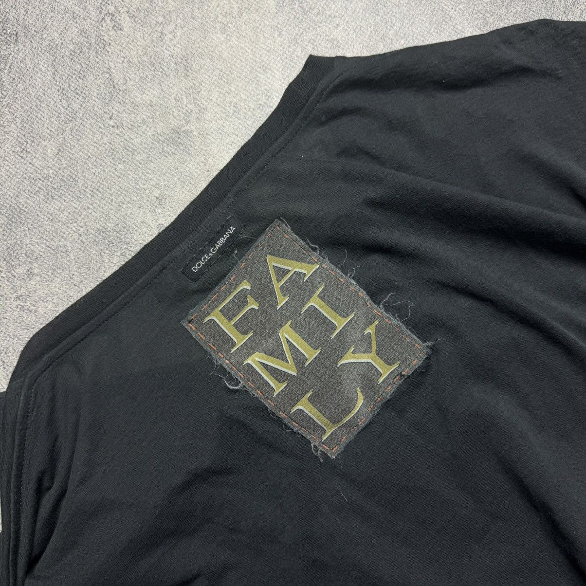 Dolce & Gabbana DOLCE & GABBANA 🇮🇹 Family Y2K T-Shirt Size US L / EU 52-54 / 3 - 7 Thumbnail