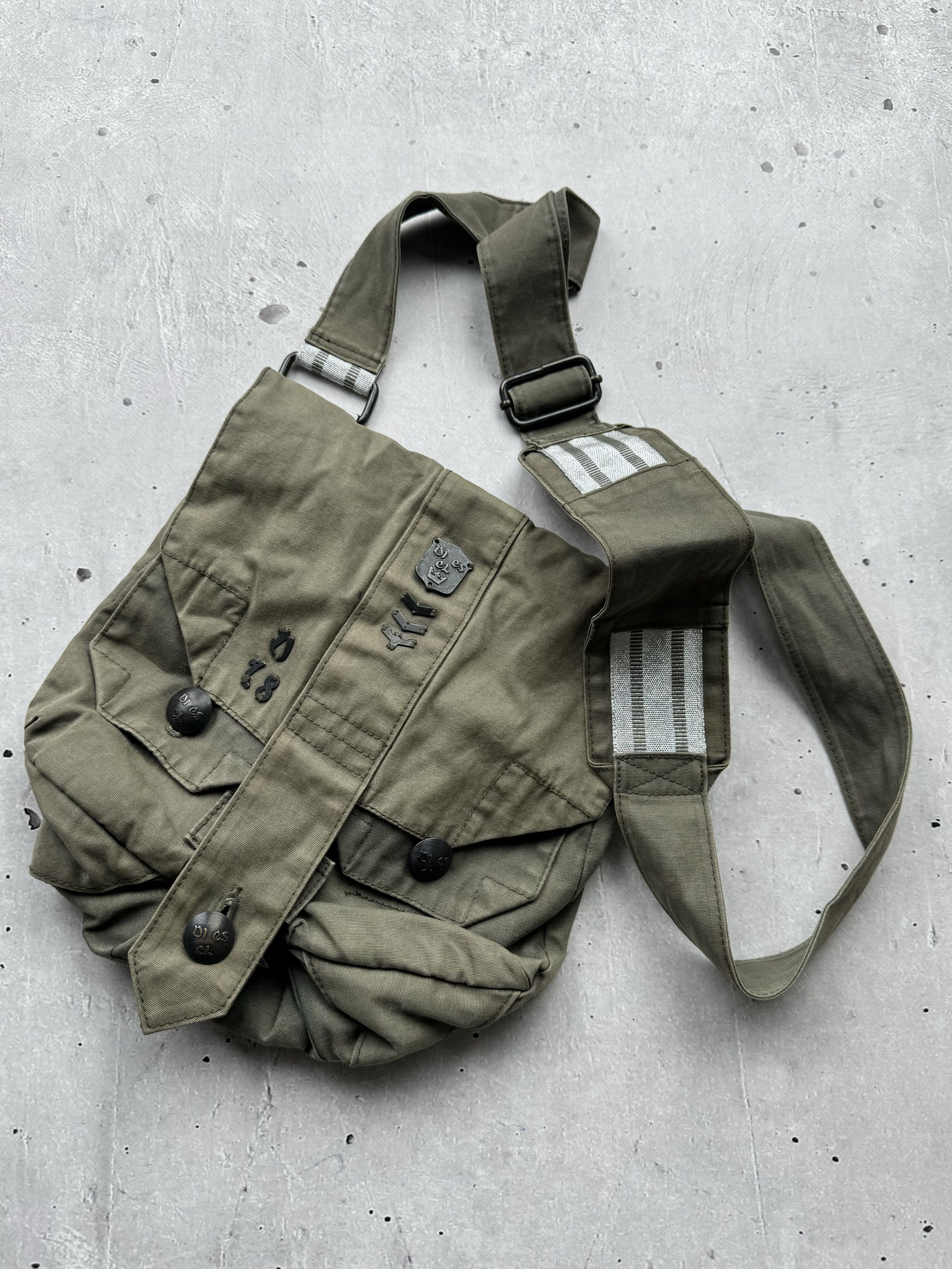 Diesel Vintage Multi Pocket Avantgarde Shoulders Bag