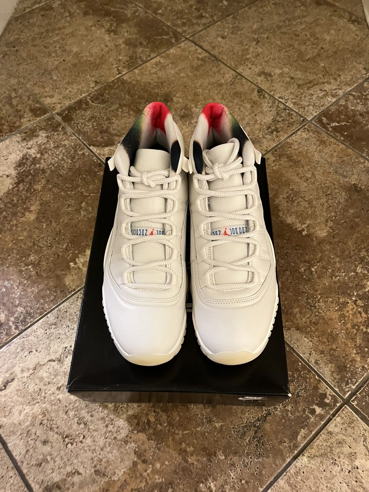 Jordan Brand Jordan XI 285 Size US 11 / EU 44 - 1 Thumbnail