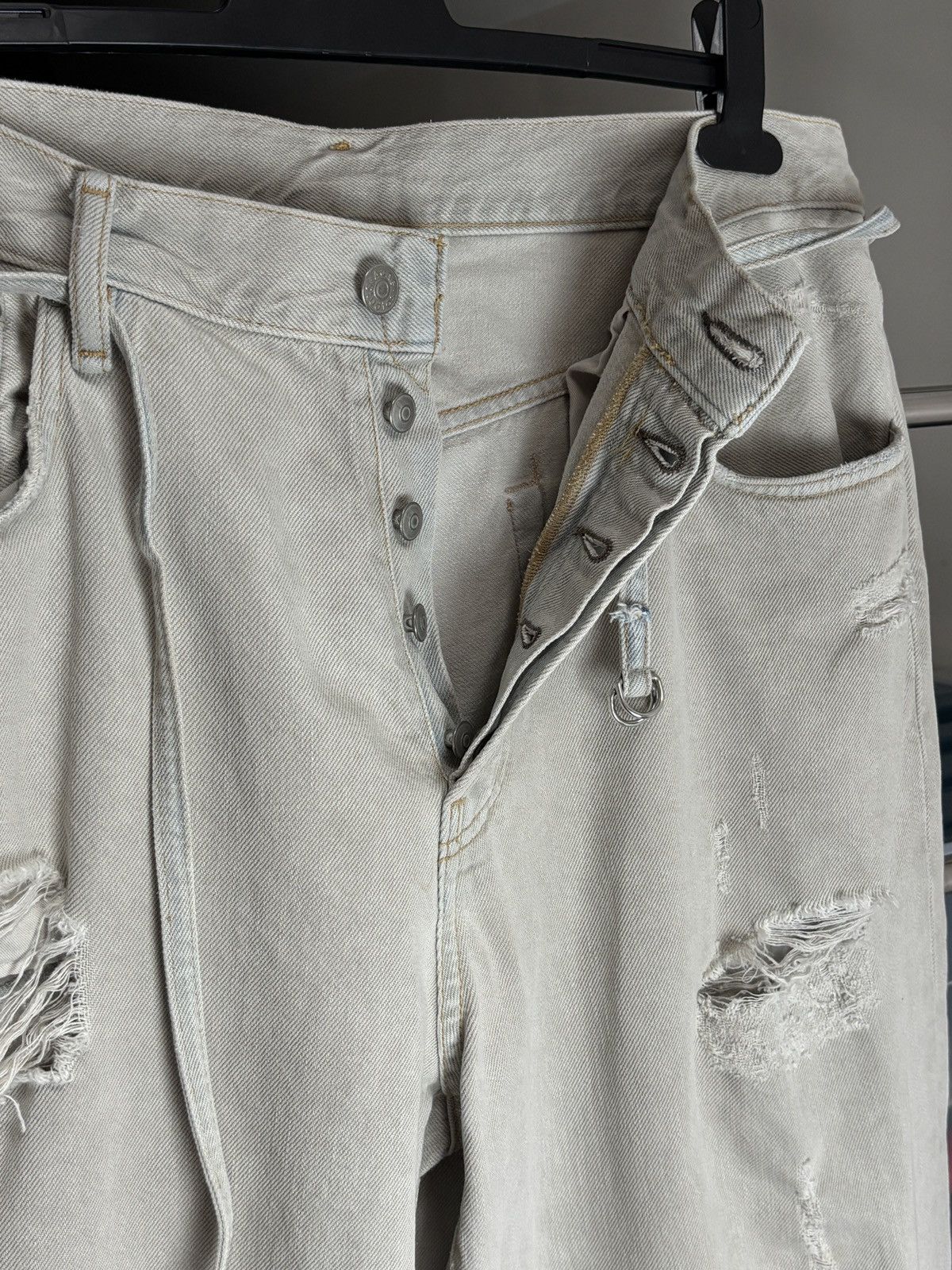 Acne Studios Acne Studios 1991 Toj Pompeii Distressed Loose Denim Pants Size US 36 / EU 52 - 7 Thumbnail