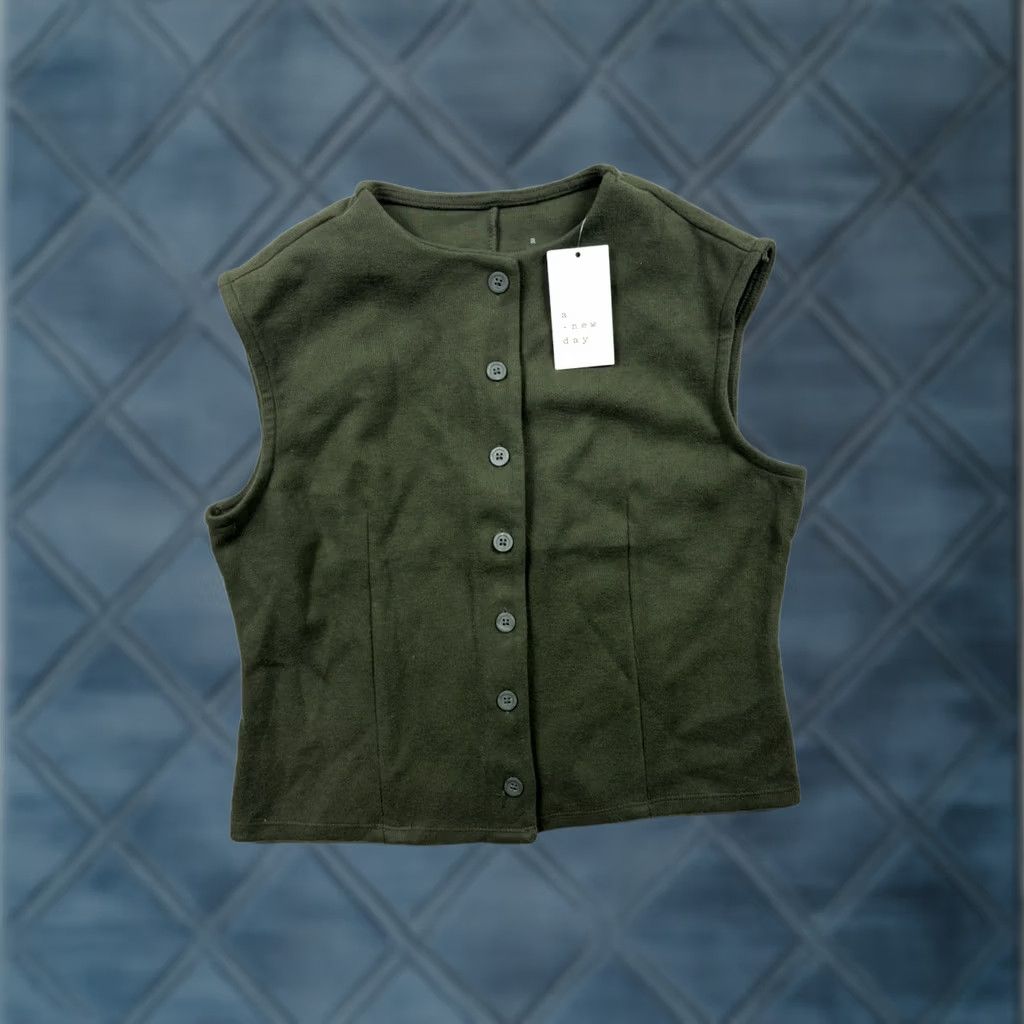 Vintage A New Day Women’s Olive Green Fiber Sleeveless Vest Outdoors Size Medium NWT Size M / US 6-8 / IT 42-44 - 1 Thumbnail