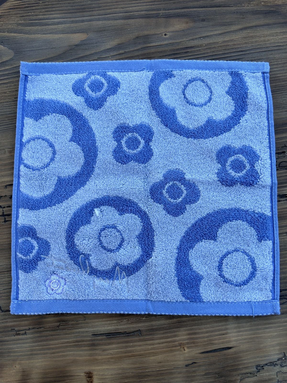 Other BNWT Mary Quant Floral Flowers Soft Pocketsquare Towel Size ONE SIZE - 5 Thumbnail