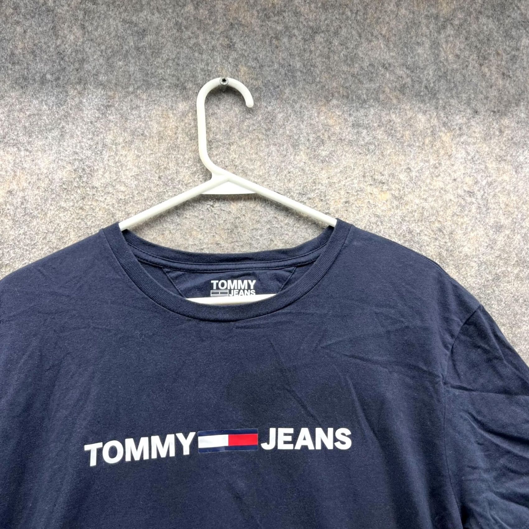 Tommy Hilfiger Tommy Hilfiger Shirt Women Large Blue Navy Crewneck Cotton Vintage Top Shirt Size L / US 10 / IT 46 - 2 Thumbnail