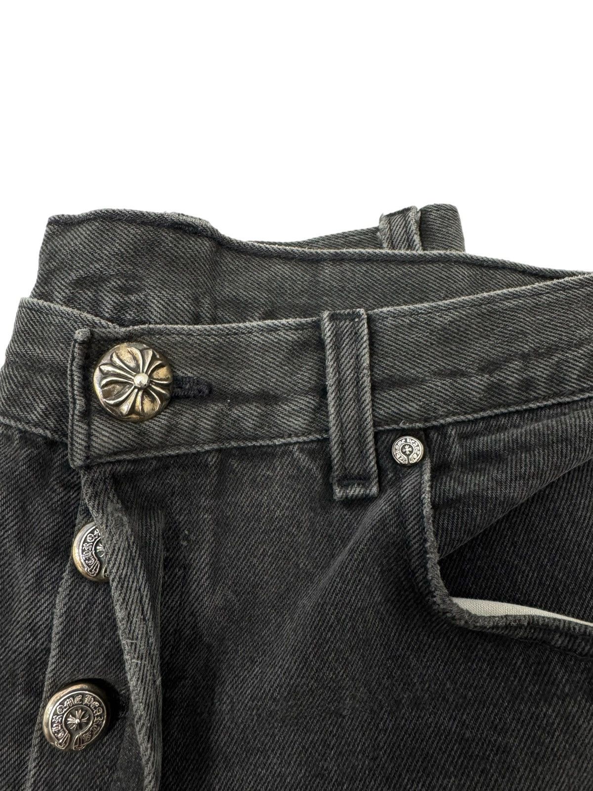 Chrome Hearts CHROME HEARTS BLACK LEATHER CROSS PATCH GREY LEVIS JEANS Size US 32 / EU 48 - 16 Thumbnail