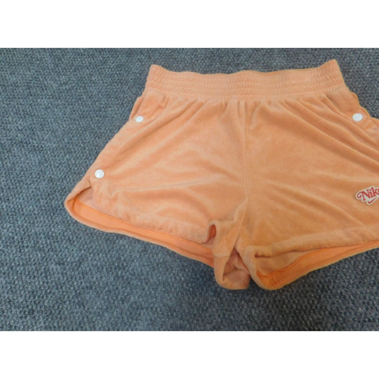 Nike Nike Womens Sweat Shorts Casual Short M Pink Canvas Zipper 2 Pocket Classic Rise Mid 8.5-10.5 Cotton Blend Spandex Size 28" / US 6 / IT 42 - 3 Thumbnail