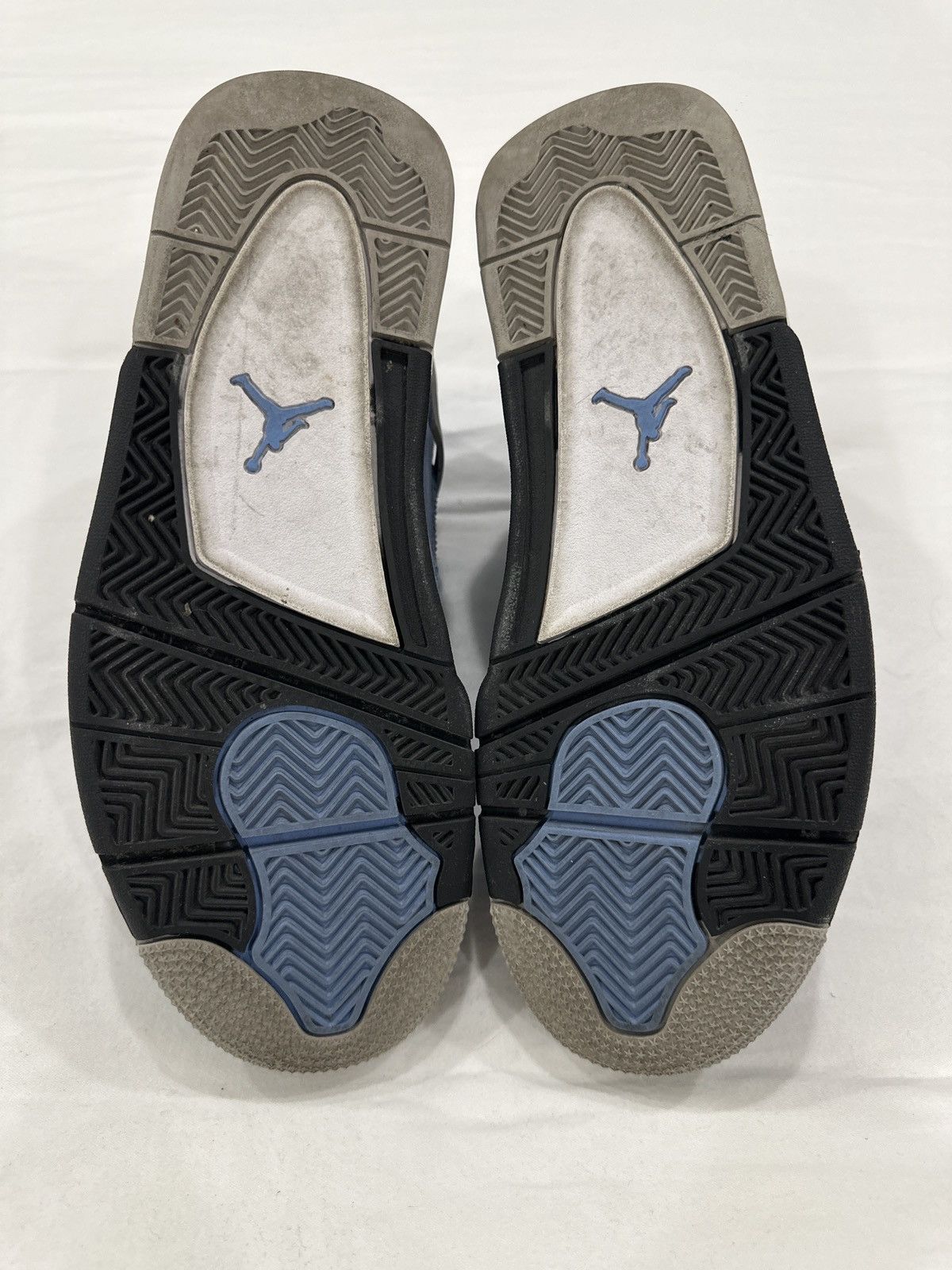 Jordan Brand Air Jordan 4 Retro ‘University Blue’ Size US 8.5 / EU 41-42 - 7 Thumbnail