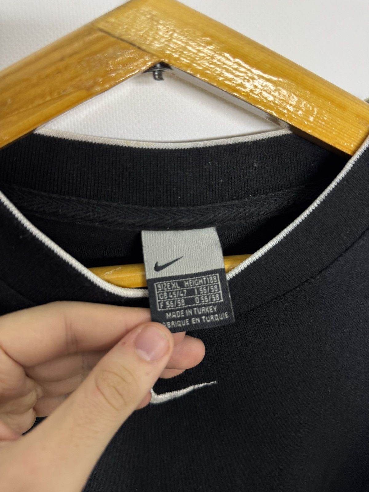 Nike Vintage Nike Center Swoosh Tee Y2K 90’s Streetwear rare Size US XL / EU 56 / 4 - 8 Thumbnail