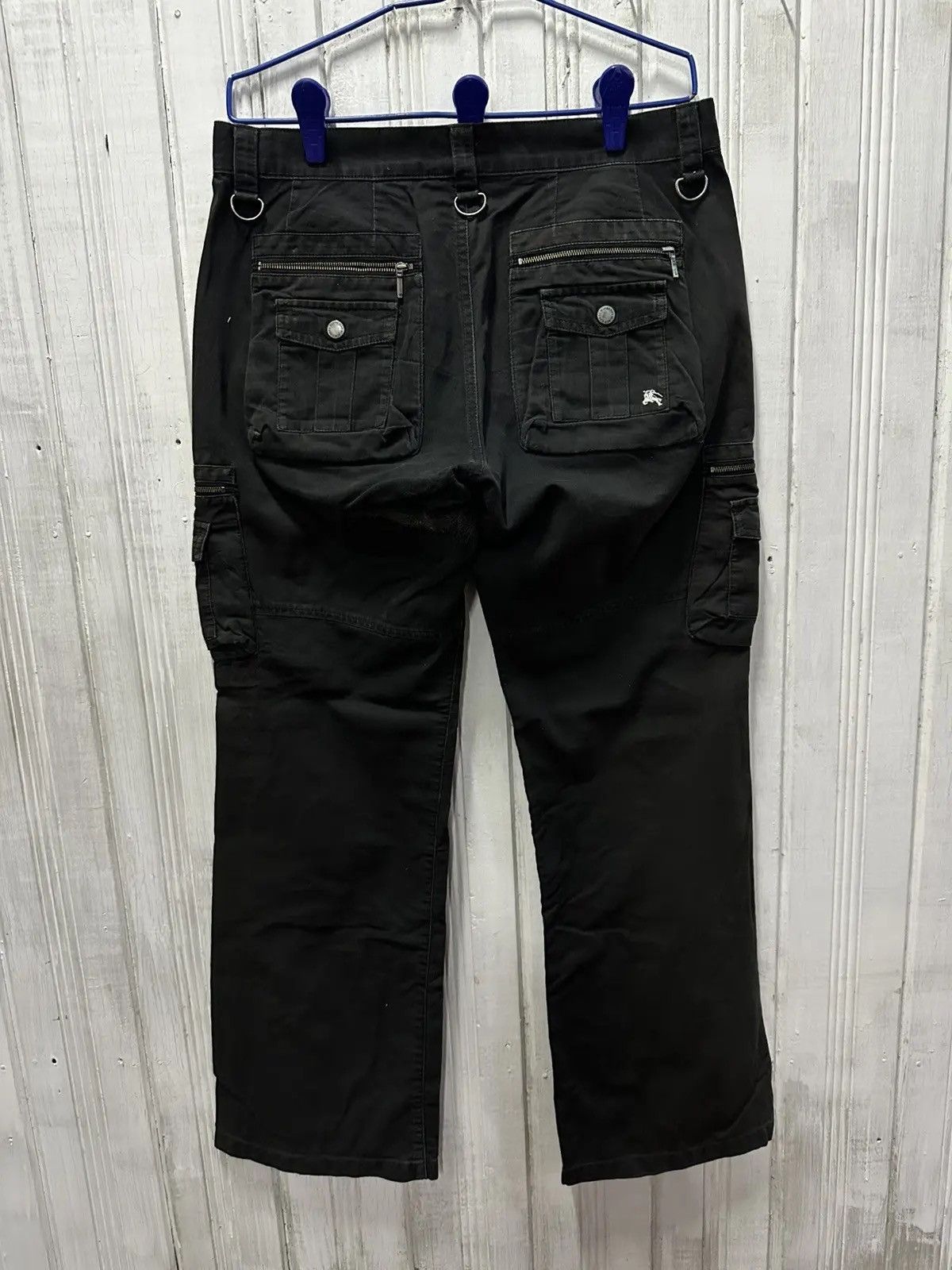 Burberry BURBERRY BLACK LABEL UTILITY MULTIPOCKET CARGO PANTS W32 L30 Size US 32 / EU 48 - 11 Thumbnail