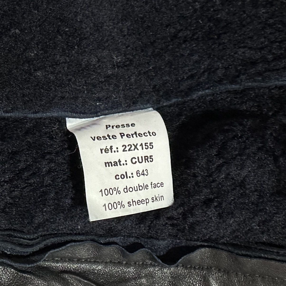 agnes b. Agnès b. Made in France Double-Face Sheepskin Perfecto Size XS / US 0-2 / IT 36-38 - 6 Thumbnail