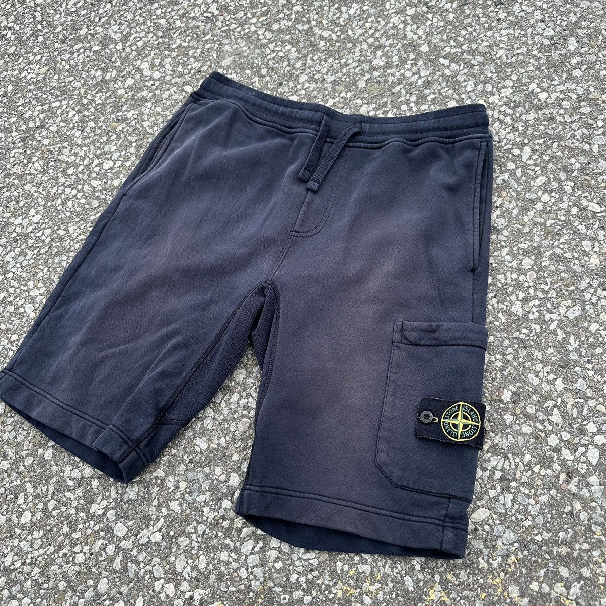 Stone Island Stone Island Shorts Size US 34 / EU 50 - 2 Thumbnail