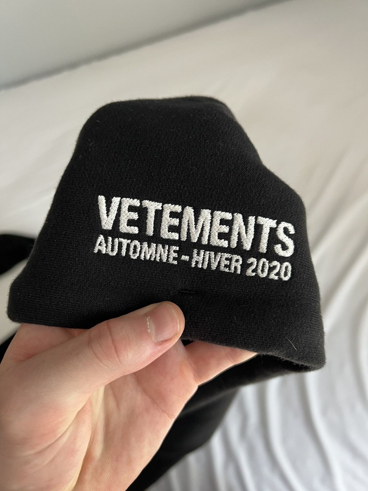 Vetements Vetements Loading Hoodie Size US M / EU 48-50 / 2 - 11 Thumbnail