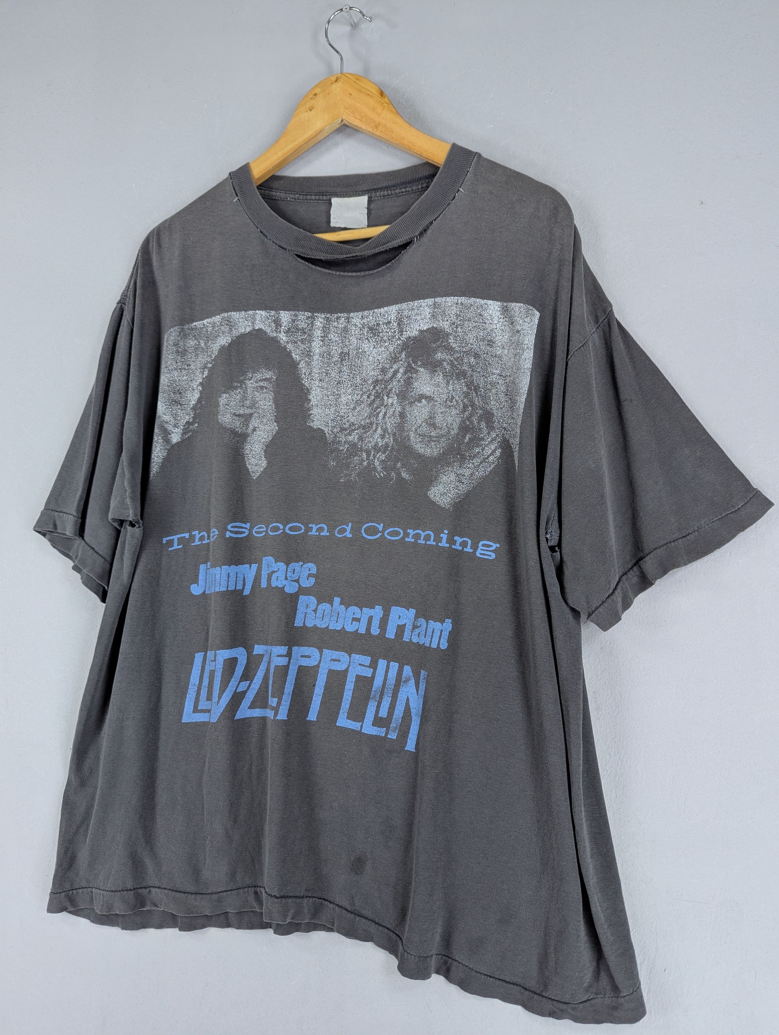 Band Tees 90s THRASHED Led Zeppelin Jimmy Page Robert Plant Band Tee Size US L / EU 52-54 / 3 - 2 Thumbnail