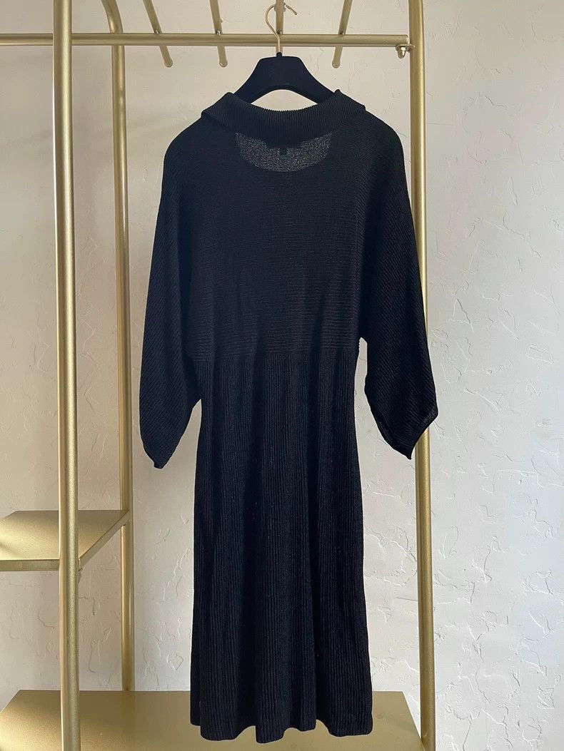 Chanel Chanel Black dress Size XS / US 0-2 / IT 36-38 - 2 Thumbnail