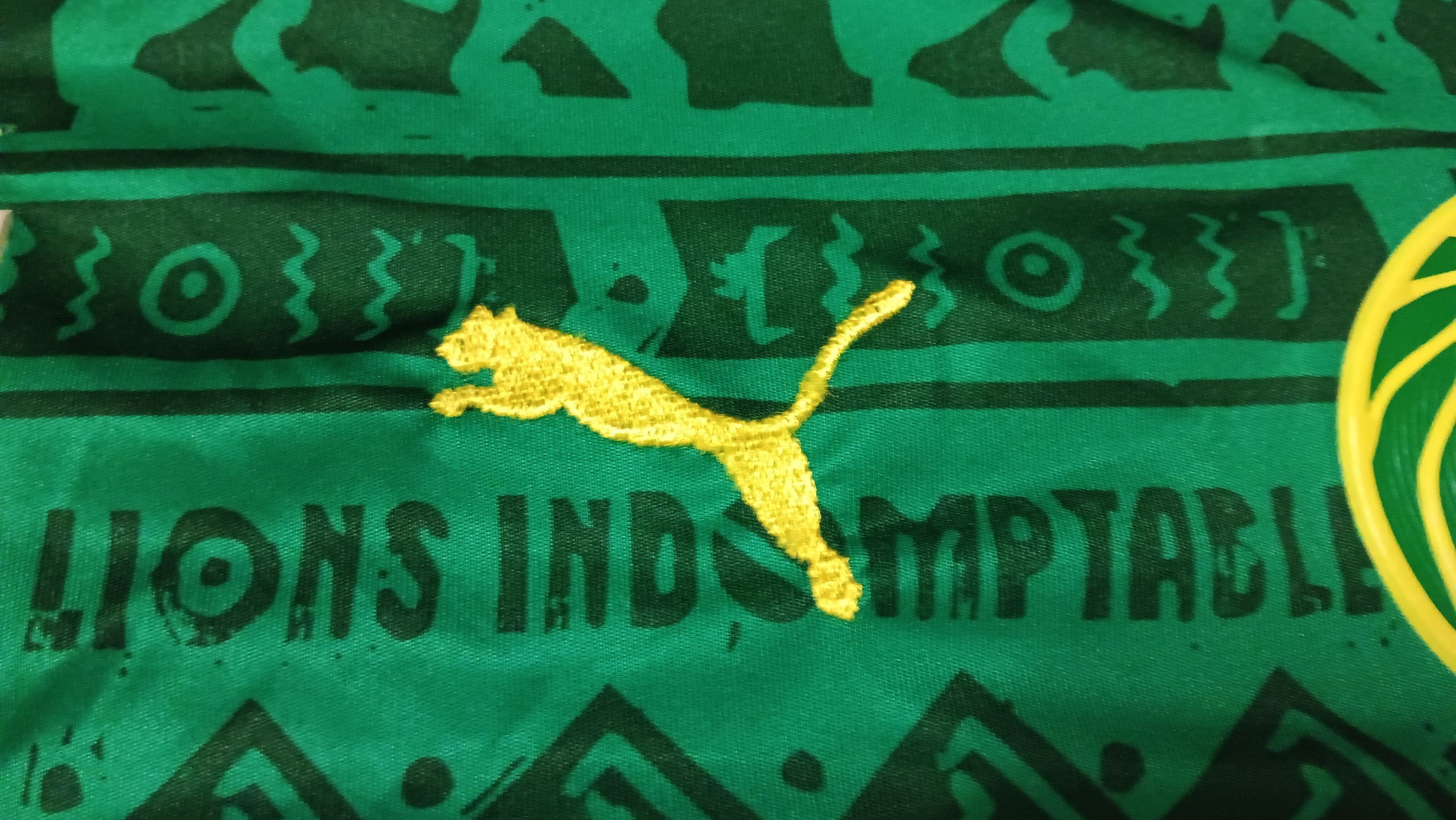 Puma 2014-2015 | Cameroon | Home Jersey Size US XL / EU 56 / 4 - 5 Thumbnail