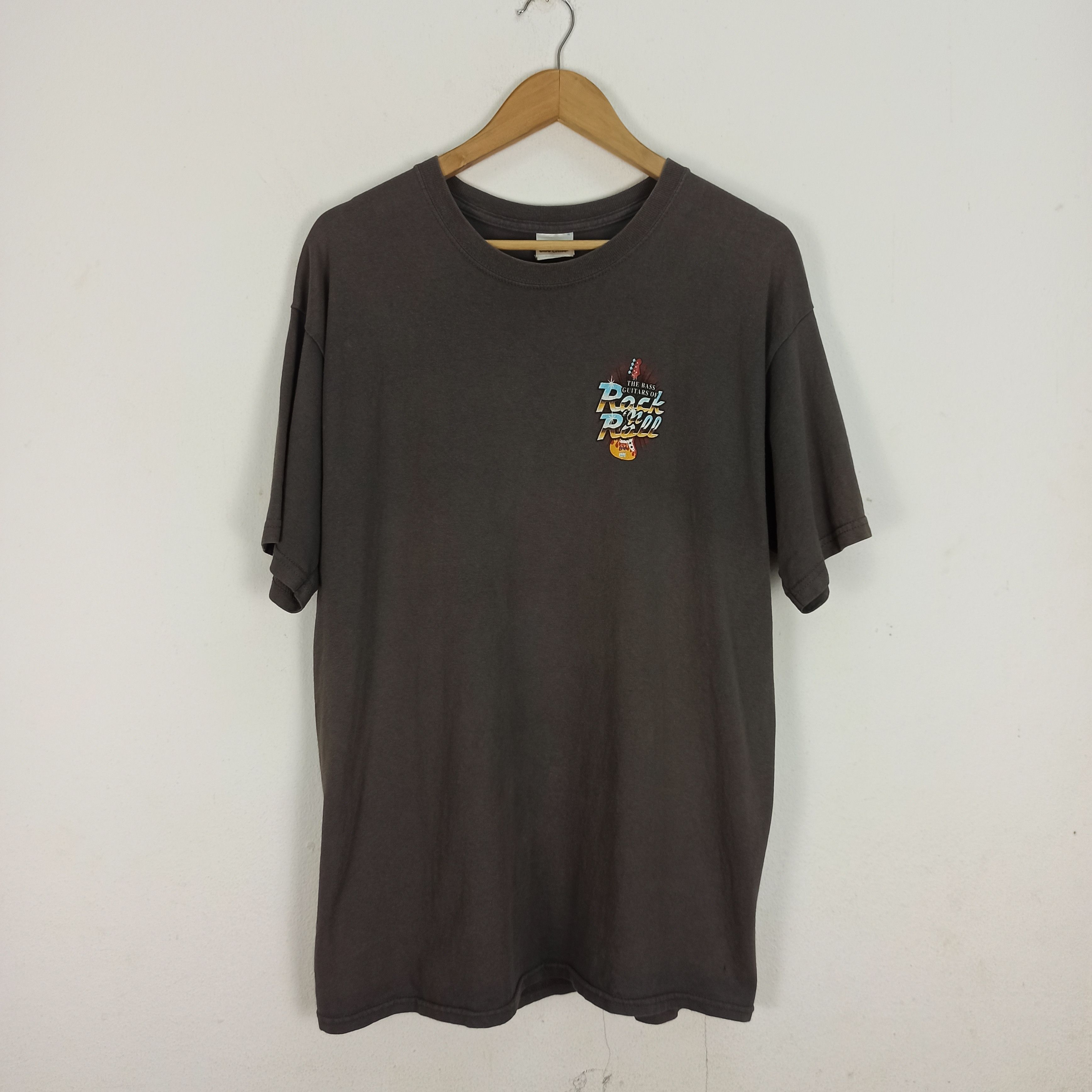 Band Tees Vintage 2009 The Bass Guitars Of Rock n Roll Promo Tees Size US L / EU 52-54 / 3 - 7 Thumbnail