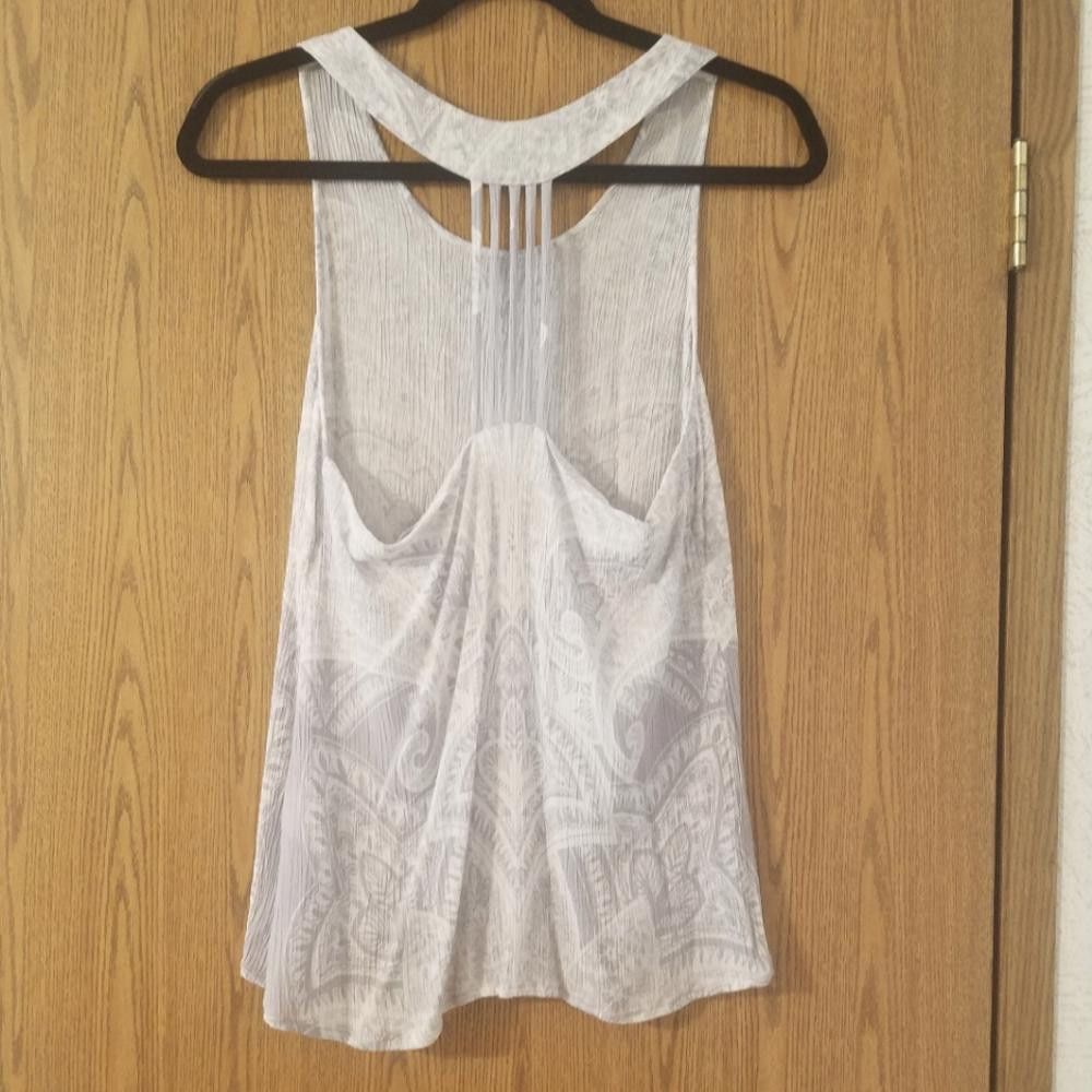 Banana Republic Banana Republic Sleeveless Blouse Size Medium Size M / US 6-8 / IT 42-44 - 3 Thumbnail