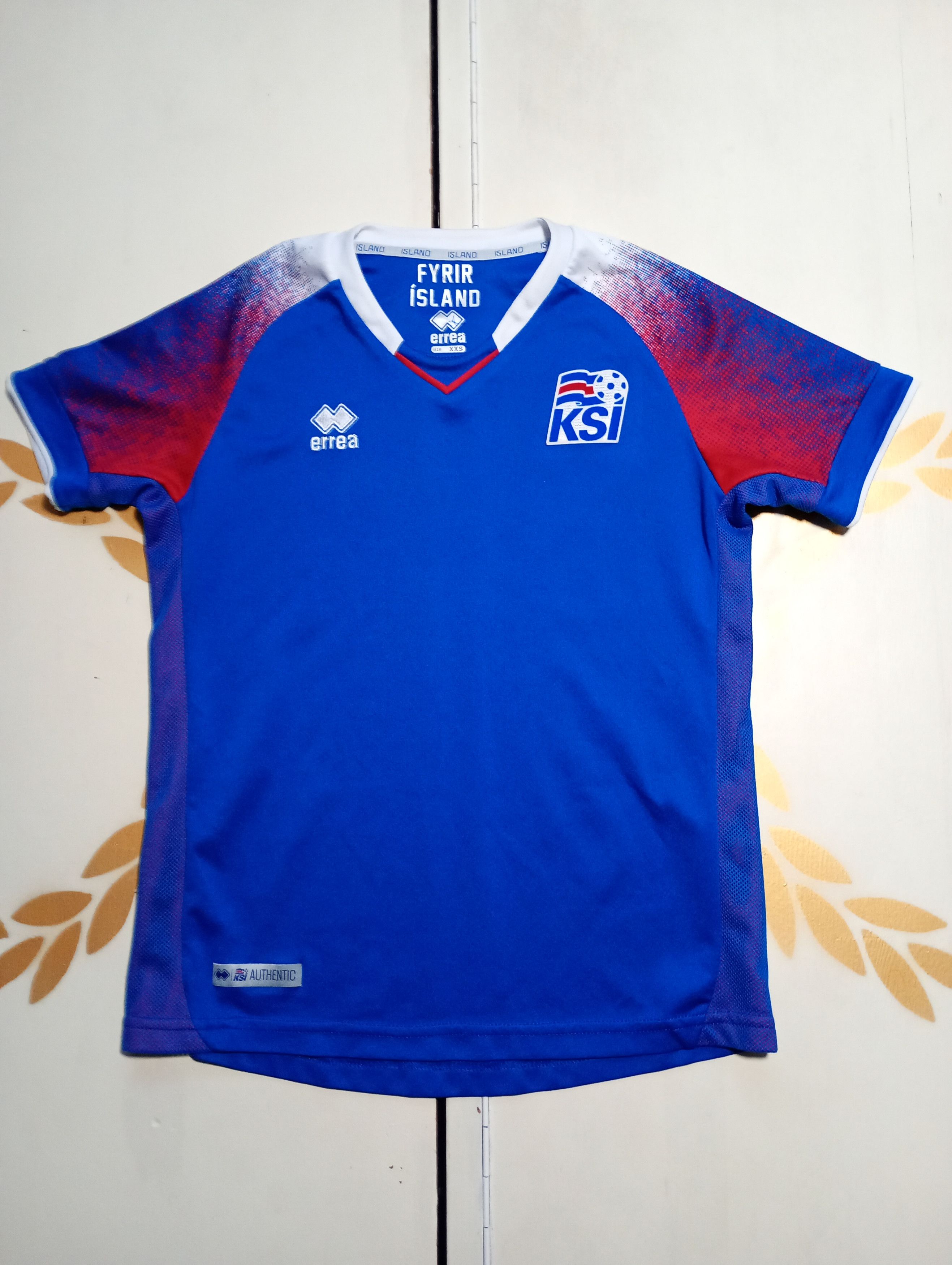 Errea Errea Fyrir Island KSI Jersey 2018-2019 Size US XXS / EU 40 - 1 Thumbnail