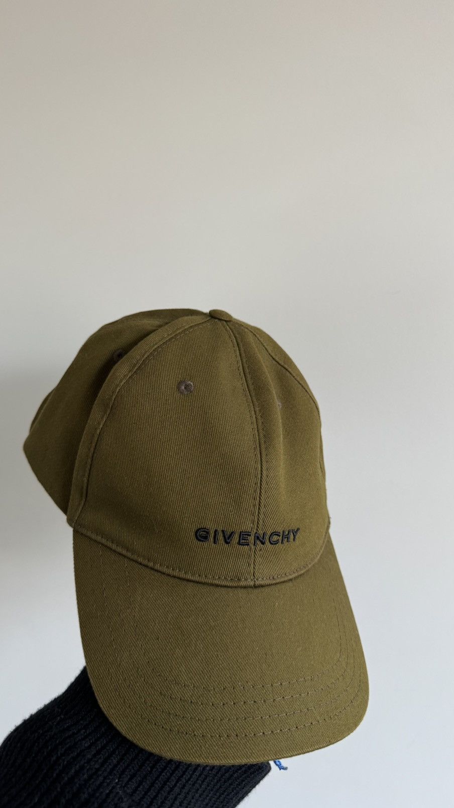 Givenchy Givenchy hat Size ONE SIZE - 2 Thumbnail