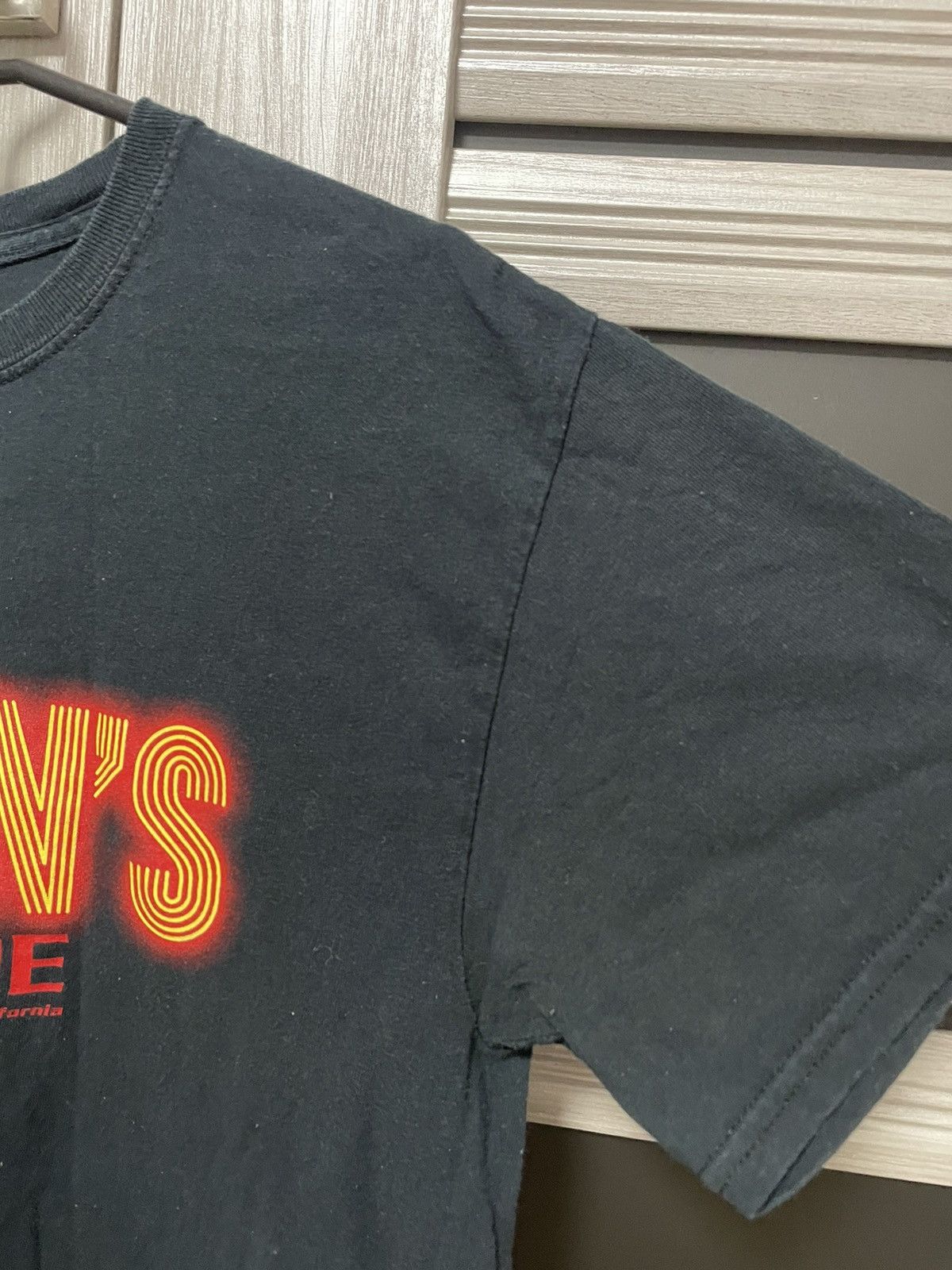 Vintage Vintage Tron Flynn’s Arcade T-Shirt Black 90s M Size US M / EU 48-50 / 2 - 2 Thumbnail