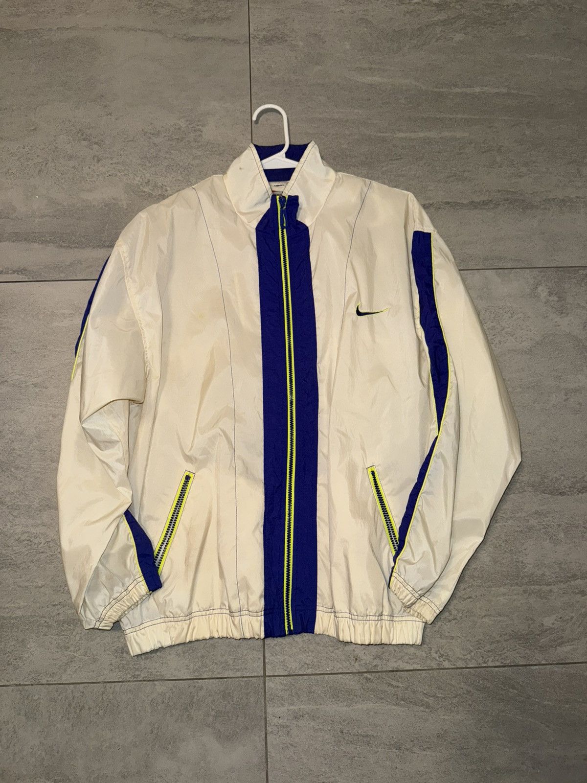 Nike Vintage nike windbreaker Size US L / EU 52-54 / 3 - 1 Thumbnail
