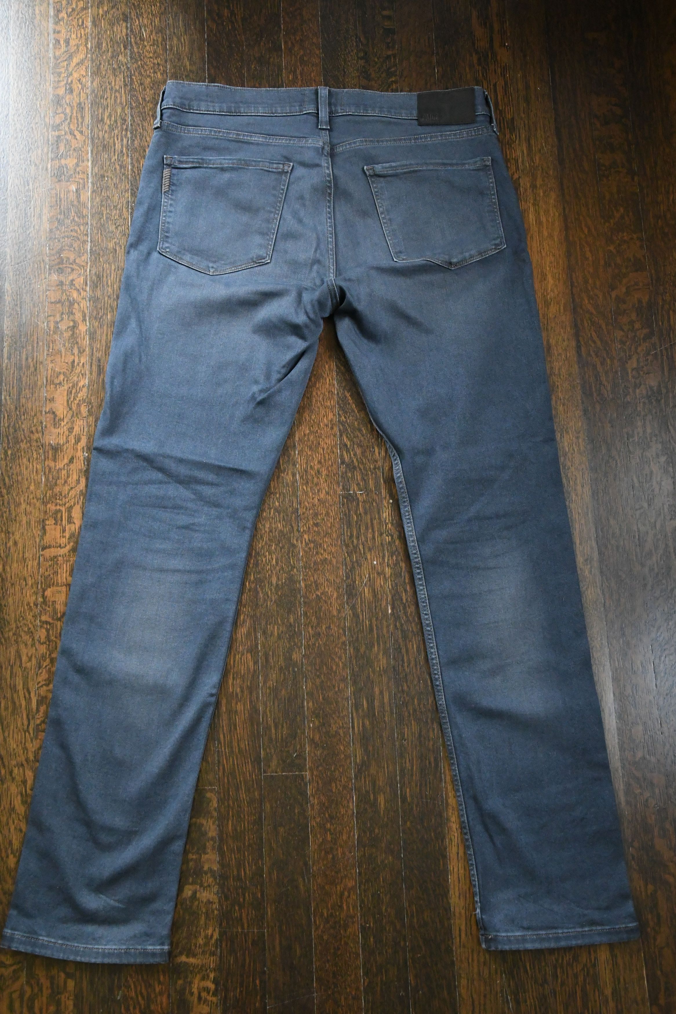 Paige Lennox Size US 34 / EU 50 - 2 Thumbnail