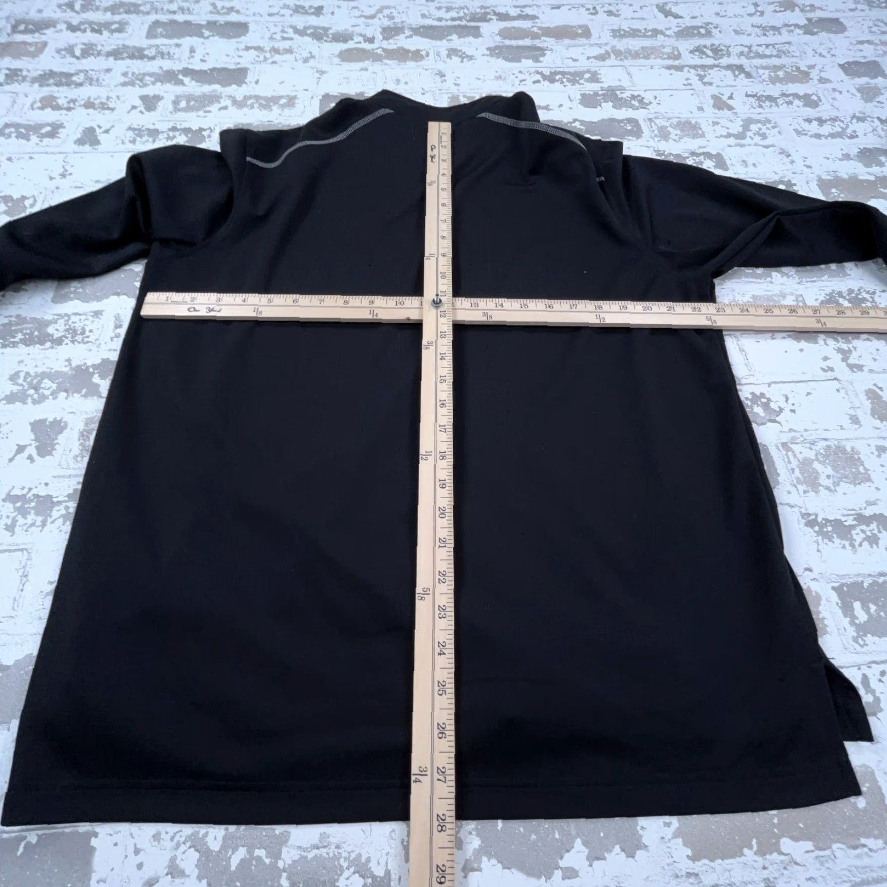 Under Armour Under Armour Shirt Men Large Black White Tee Pull Over Performance Golf Club Size US L / EU 52-54 / 3 - 6 Thumbnail