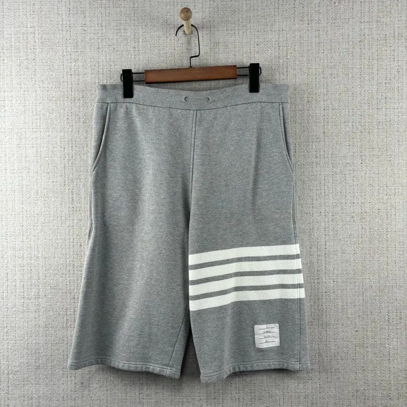 Thom Browne Thom Browne Grey Striped Cotton Men's Shorts 0089 Size US 28 / EU 44 - 1 Thumbnail