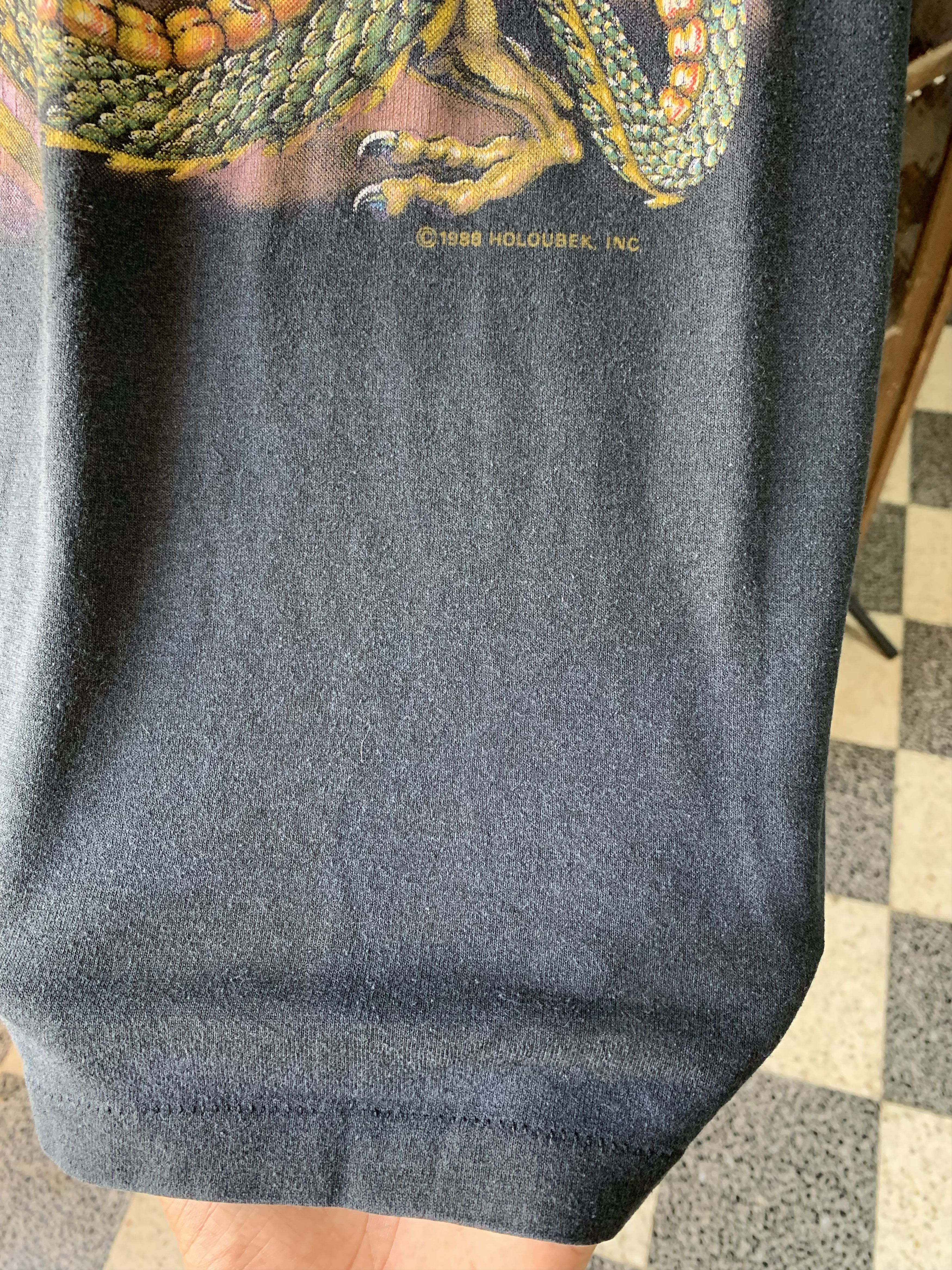 Harley Davidson Vintage Harley Davidson Eagle vs Dragon SingleStitch size XL Size US XL / EU 56 / 4 - 6 Thumbnail