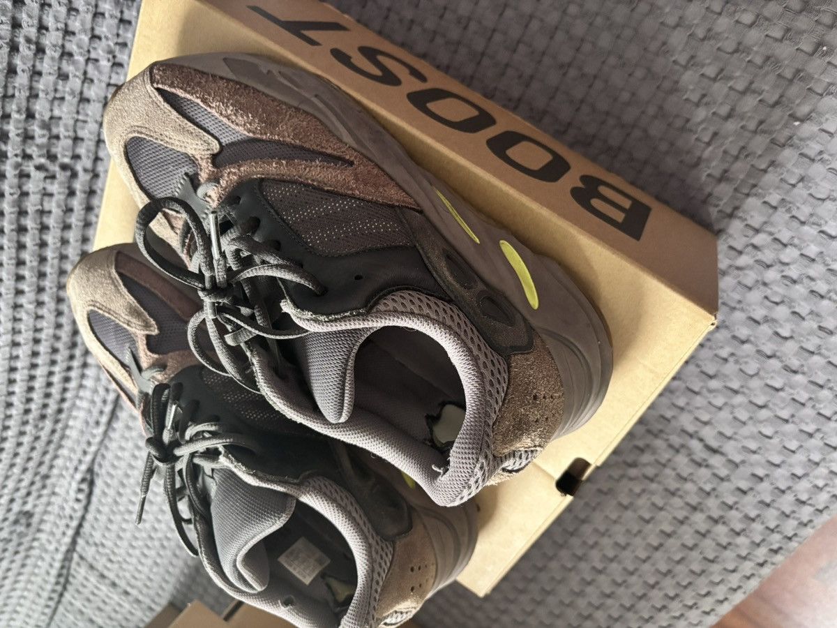 Yeezy adidas Yeezy Boost 700 V1 Mauve – Size US 11 Size US 11 / EU 44 - 6 Thumbnail