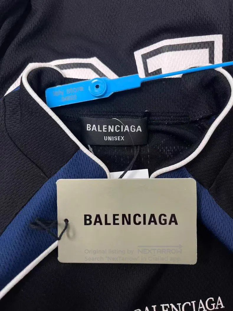 Balenciaga Balenciaga Alphabet Logo Long Sleeve T-Shirt Size US XS / EU 42 / 0 - 5 Thumbnail